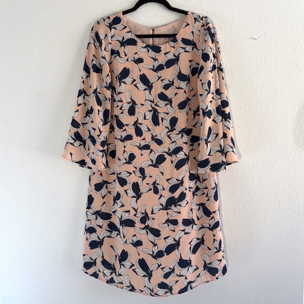Lila Rose Floral Bell Sleeve Shift Dress Peach Navy Blue White Size 8